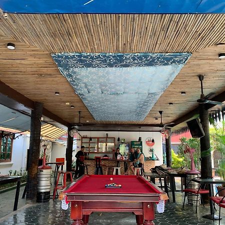 White Monkey Hotel Siem Reap Buitenkant foto