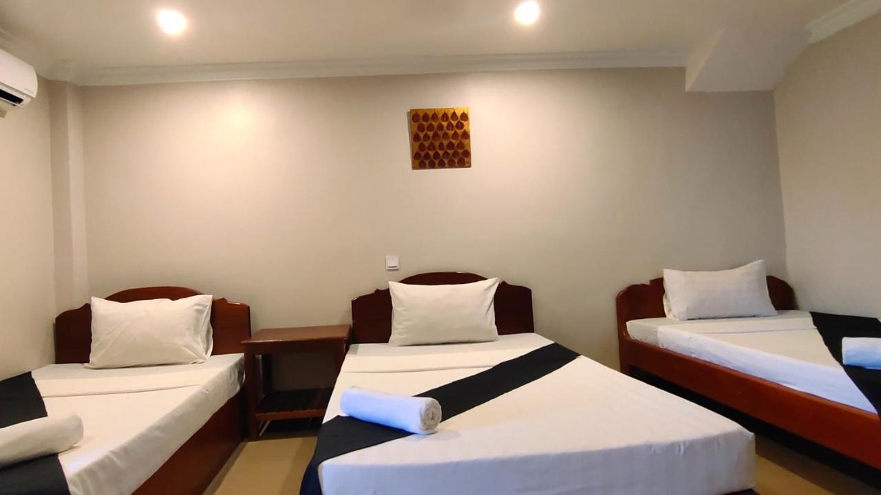 White Monkey Hotel Siem Reap Buitenkant foto