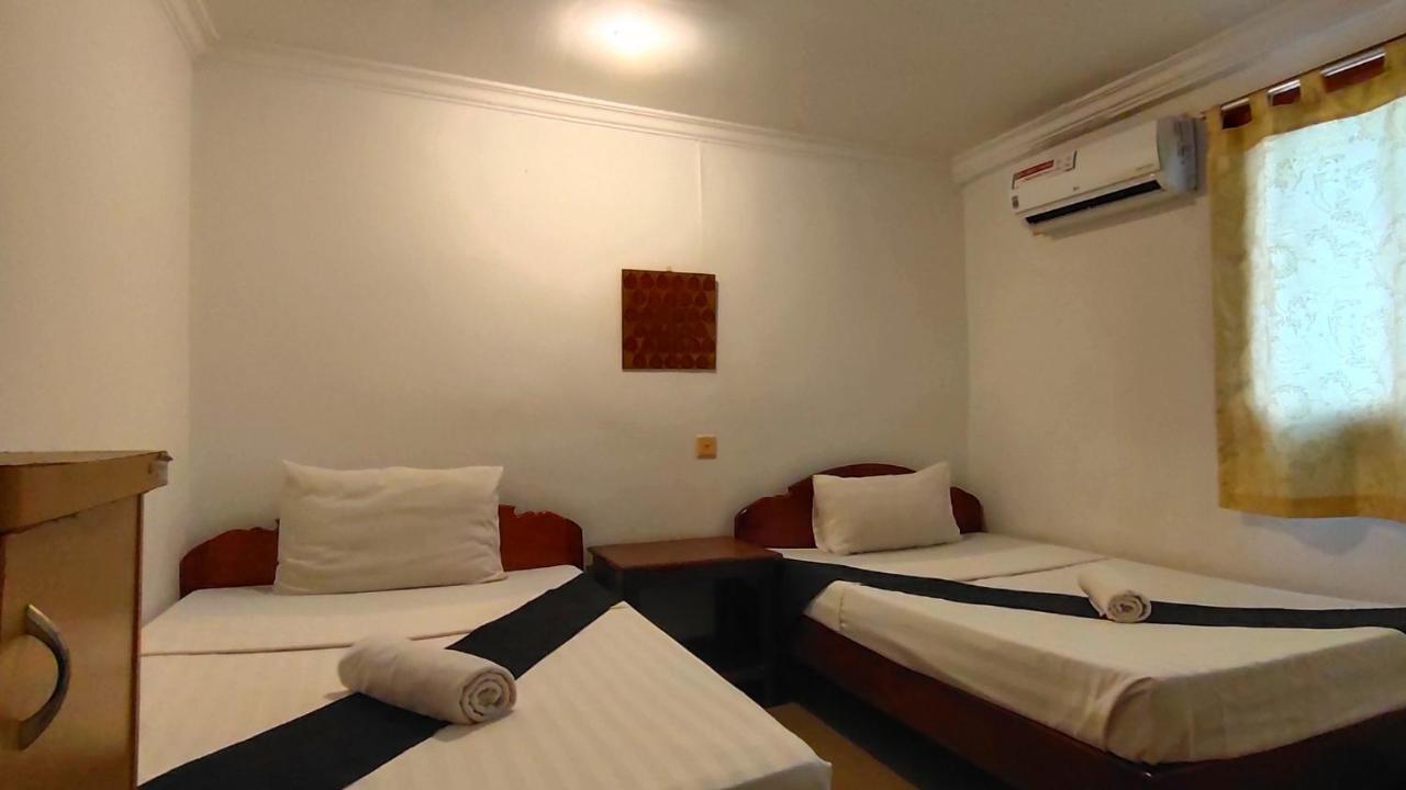 White Monkey Hotel Siem Reap Buitenkant foto