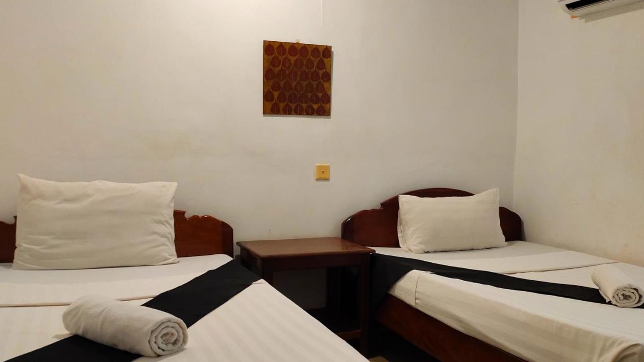 White Monkey Hotel Siem Reap Buitenkant foto