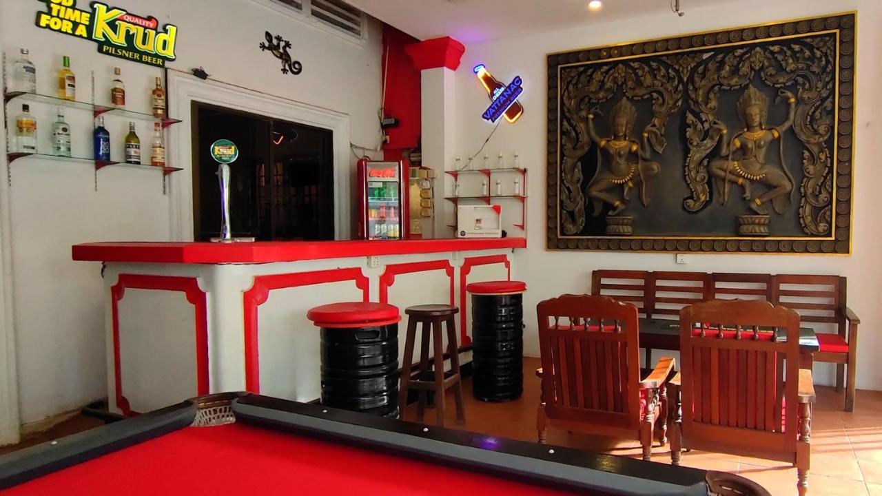 White Monkey Hotel Siem Reap Buitenkant foto