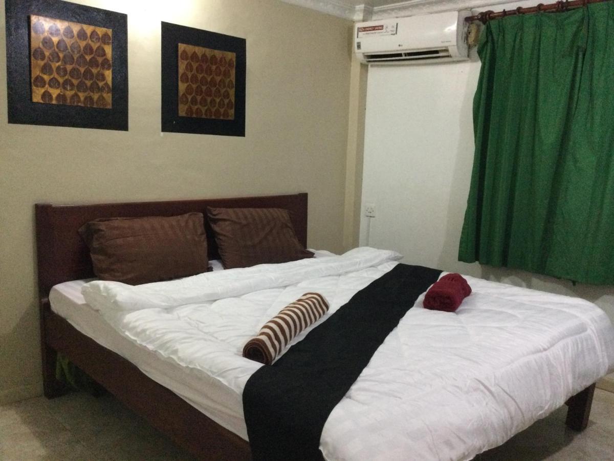 White Monkey Hotel Siem Reap Buitenkant foto