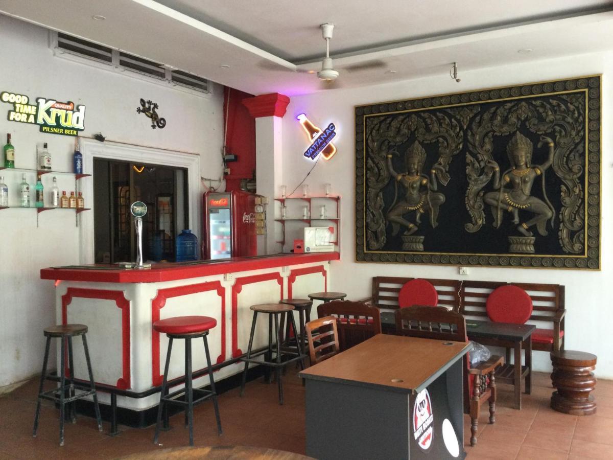 White Monkey Hotel Siem Reap Buitenkant foto