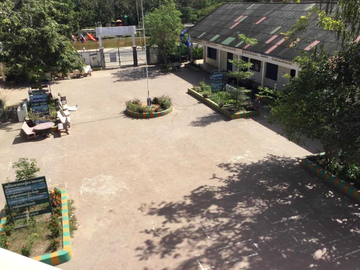 White Monkey Hotel Siem Reap Buitenkant foto