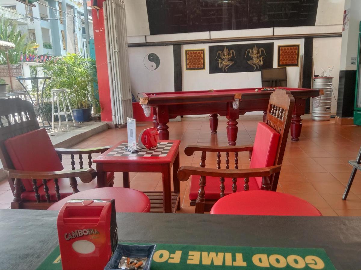 White Monkey Hotel Siem Reap Buitenkant foto