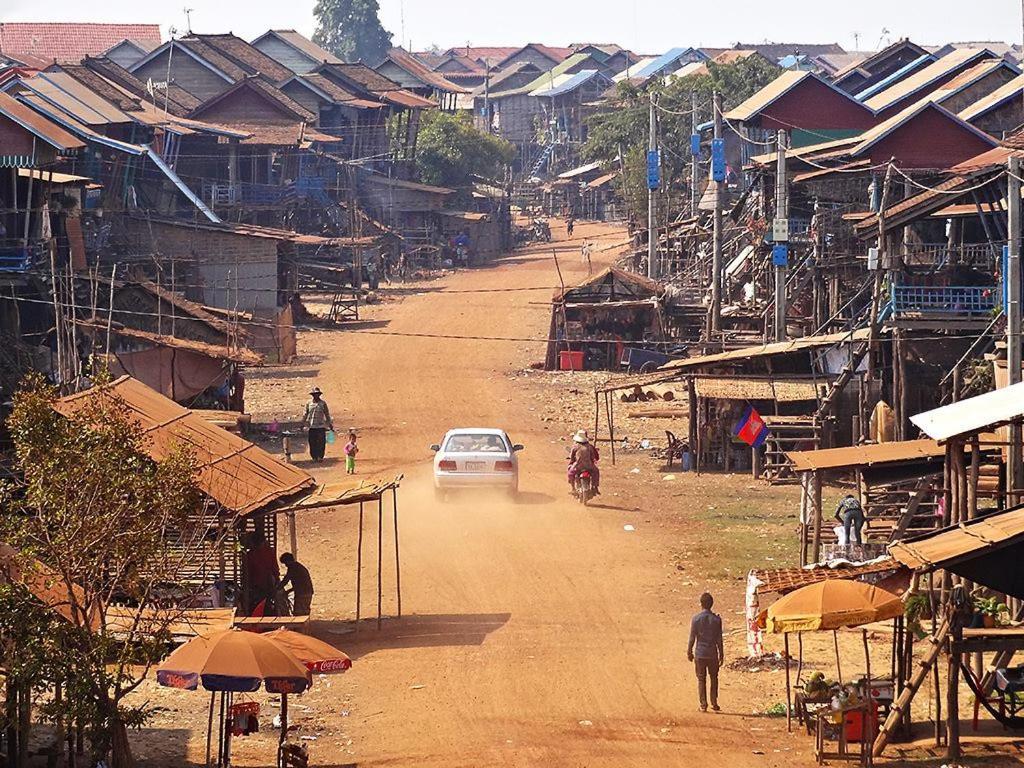 White Monkey Hotel Siem Reap Buitenkant foto