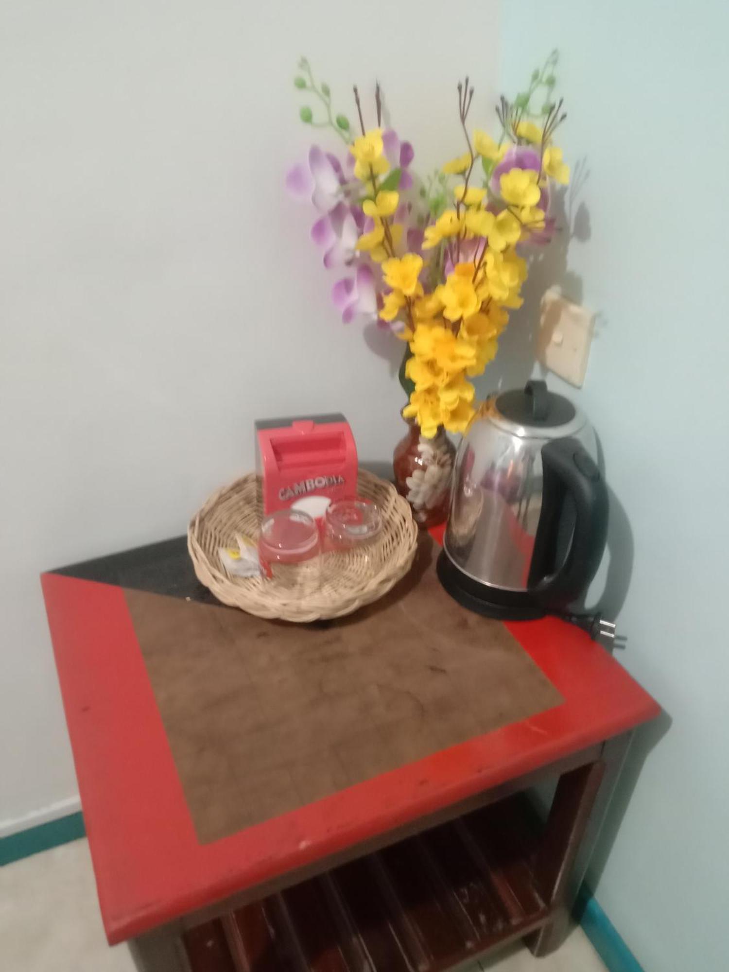 White Monkey Hotel Siem Reap Buitenkant foto