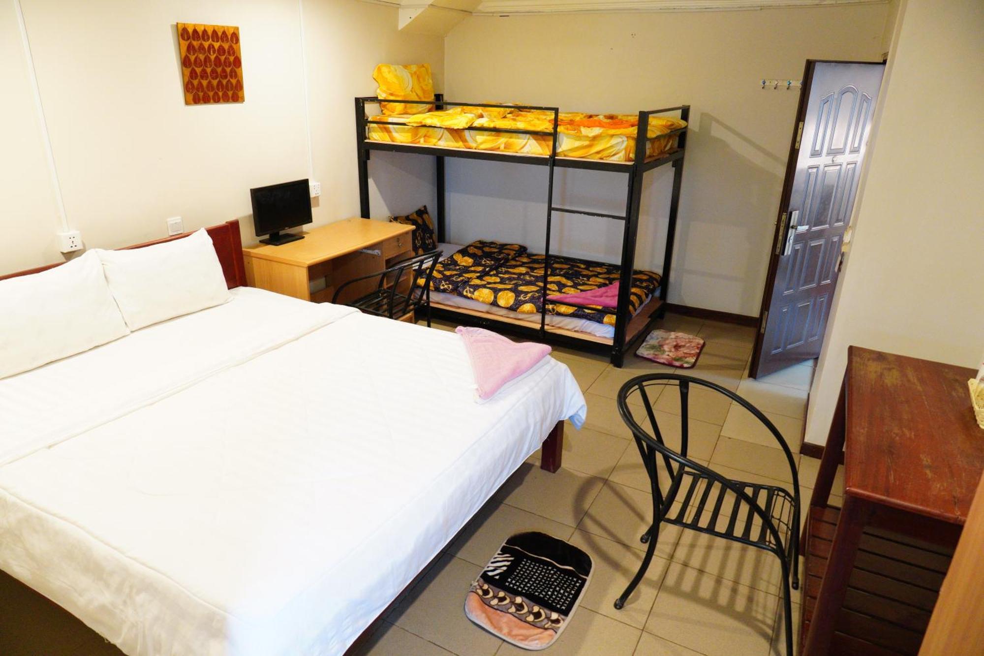White Monkey Hotel Siem Reap Buitenkant foto