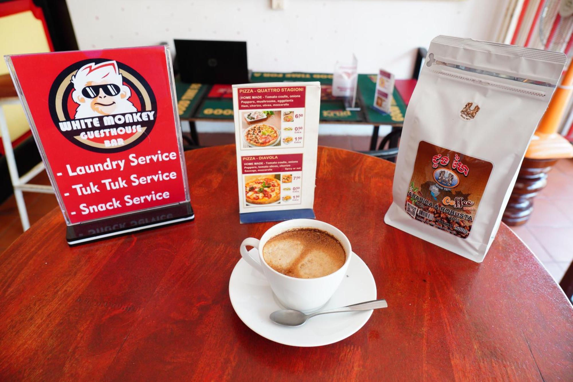 White Monkey Hotel Siem Reap Buitenkant foto
