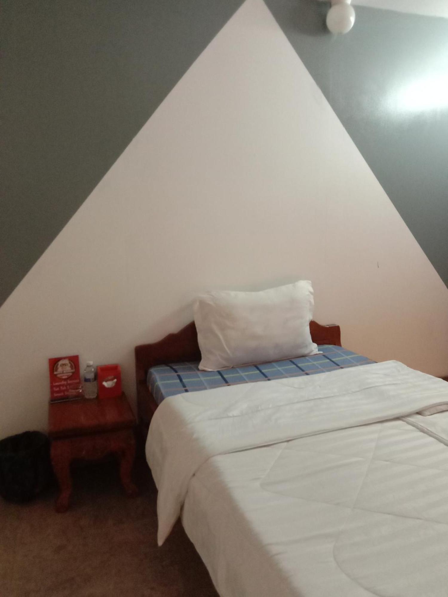 White Monkey Hotel Siem Reap Buitenkant foto